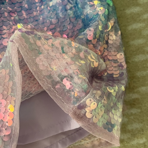 Sweater and a skirt for a little girl - Picture 4 of 9